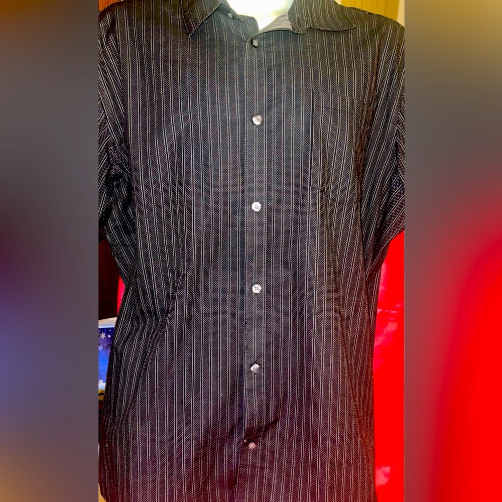 Men’s Claiborne Black Striped Long Sleeve Button Down Shirt. Size XL